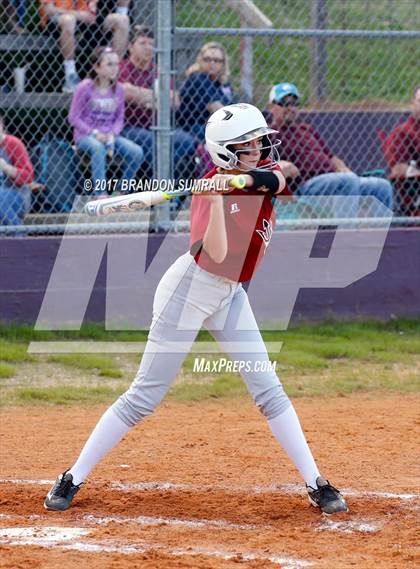 Thumbnail 3 in Maplesville @ Thorsby photogallery.