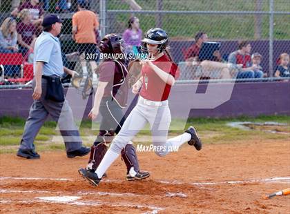 Thumbnail 1 in Maplesville @ Thorsby photogallery.
