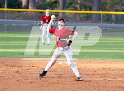 Thumbnail 2 in Maplesville @ Thorsby photogallery.