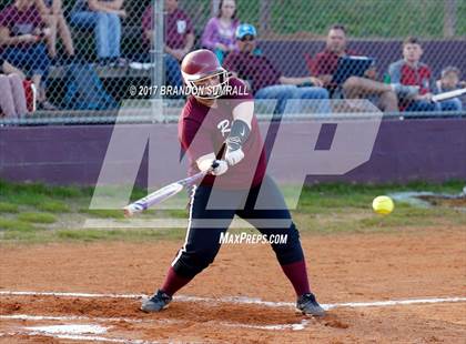 Thumbnail 2 in Maplesville @ Thorsby photogallery.