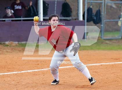 Thumbnail 1 in Maplesville @ Thorsby photogallery.