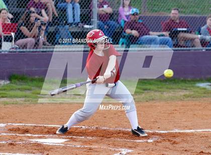 Thumbnail 1 in Maplesville @ Thorsby photogallery.