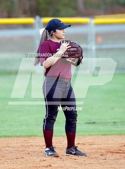 Thumbnail 2 in Maplesville @ Thorsby photogallery.