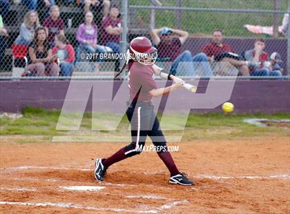 Thumbnail 3 in Maplesville @ Thorsby photogallery.