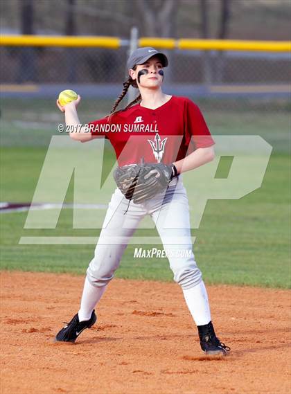 Thumbnail 1 in Maplesville @ Thorsby photogallery.