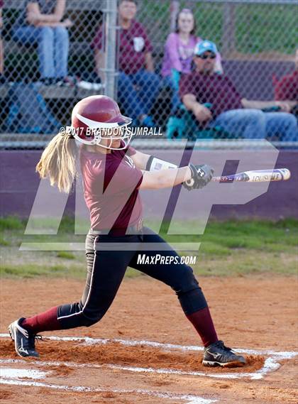 Thumbnail 1 in Maplesville @ Thorsby photogallery.
