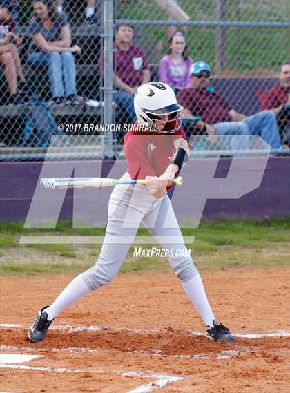 Thumbnail 1 in Maplesville @ Thorsby photogallery.