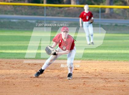 Thumbnail 3 in Maplesville @ Thorsby photogallery.