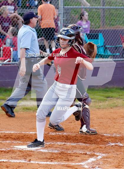 Thumbnail 2 in Maplesville @ Thorsby photogallery.