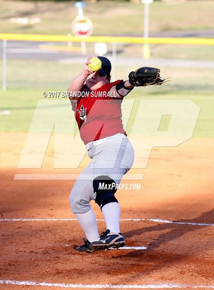 Thumbnail 3 in Maplesville @ Thorsby photogallery.