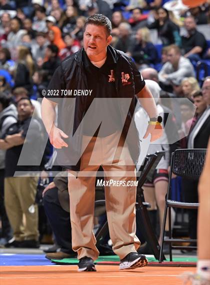 Thumbnail 2 in UIL State Championships - 5A 110lb Final photogallery.