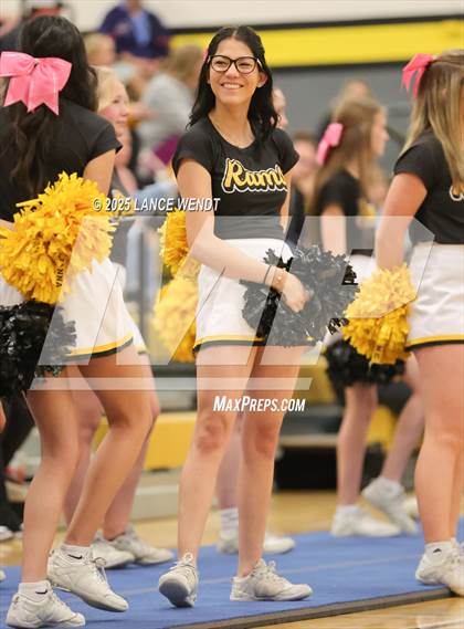 Thumbnail 2 in Palmer Ridge @ Green Mountain (CHSAA 5A Sweet 16) photogallery.