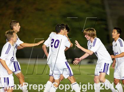Thumbnail 2 in Carlsbad vs. Torrey Pines (CIF SDS Open Division Final) photogallery.