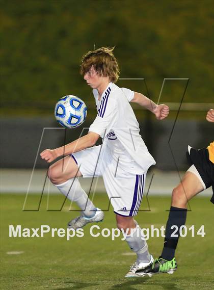 Thumbnail 2 in Carlsbad vs. Torrey Pines (CIF SDS Open Division Final) photogallery.