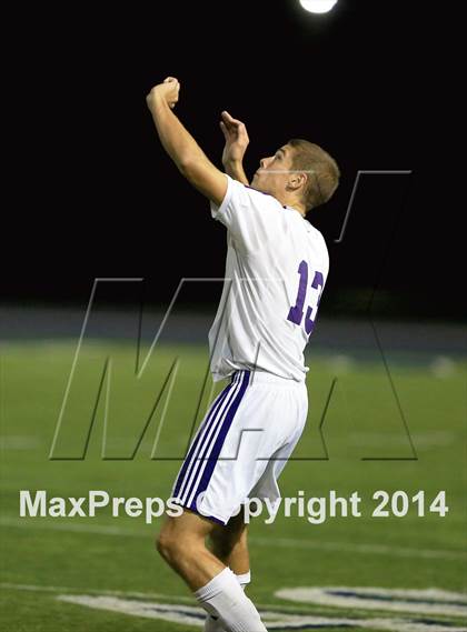 Thumbnail 2 in Carlsbad vs. Torrey Pines (CIF SDS Open Division Final) photogallery.