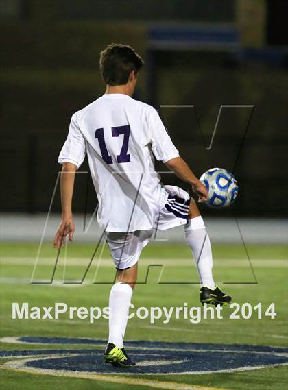Thumbnail 1 in Carlsbad vs. Torrey Pines (CIF SDS Open Division Final) photogallery.