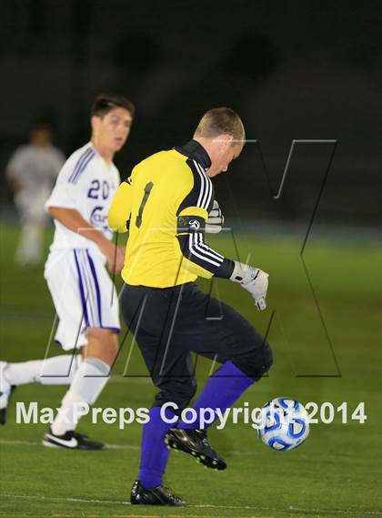 Thumbnail 1 in Carlsbad vs. Torrey Pines (CIF SDS Open Division Final) photogallery.