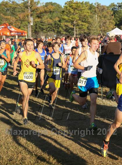 Thumbnail 3 in Nike Cross South photogallery.