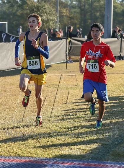 Thumbnail 3 in Nike Cross South photogallery.