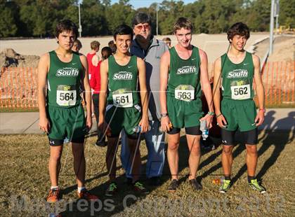 Thumbnail 3 in Nike Cross South photogallery.