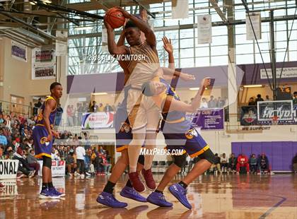 Thumbnail 3 in Cannon vs. Word of God Christian Academy (John Wall Holiday Invitational) photogallery.