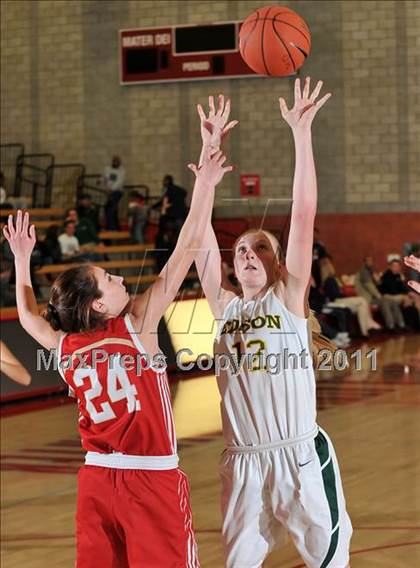 Thumbnail 2 in Orange Lutheran vs. Edison (Nike Extravaganza) photogallery.