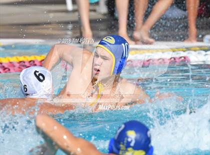 Thumbnail 1 in Grossmont vs La Jolla (CIF D2 SDS Regional) photogallery.