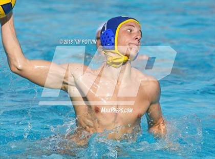 Thumbnail 3 in Grossmont vs La Jolla (CIF D2 SDS Regional) photogallery.