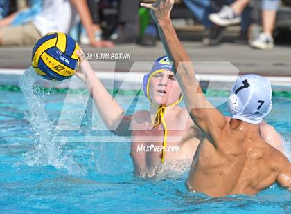 Thumbnail 2 in Grossmont vs La Jolla (CIF D2 SDS Regional) photogallery.