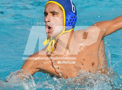 Thumbnail 2 in Grossmont vs La Jolla (CIF D2 SDS Regional) photogallery.