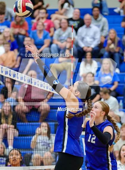 Thumbnail 1 in Florence @ Lampasas photogallery.