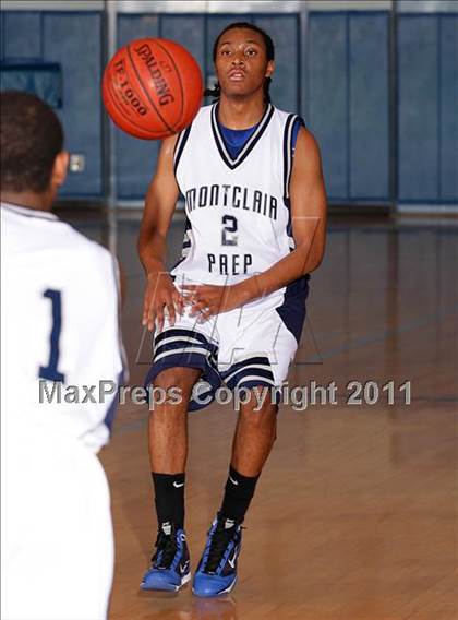 Thumbnail 3 in Montclair Prep vs. St. Bernard (CIF SS Playoffs) photogallery.
