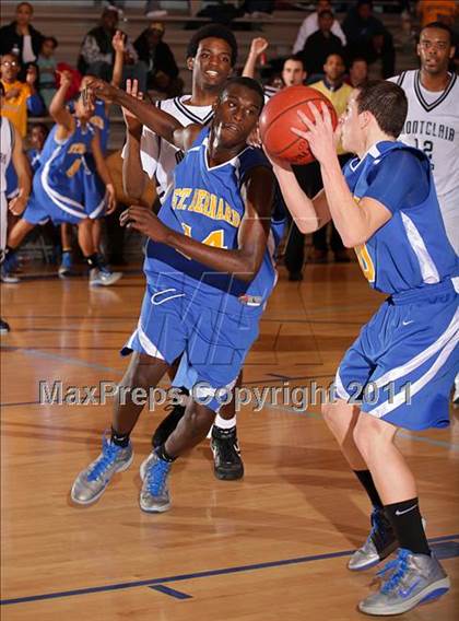 Thumbnail 1 in Montclair Prep vs. St. Bernard (CIF SS Playoffs) photogallery.