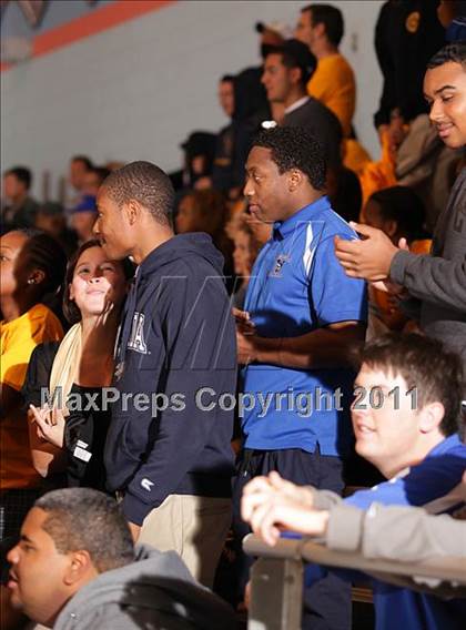 Thumbnail 3 in Montclair Prep vs. St. Bernard (CIF SS Playoffs) photogallery.