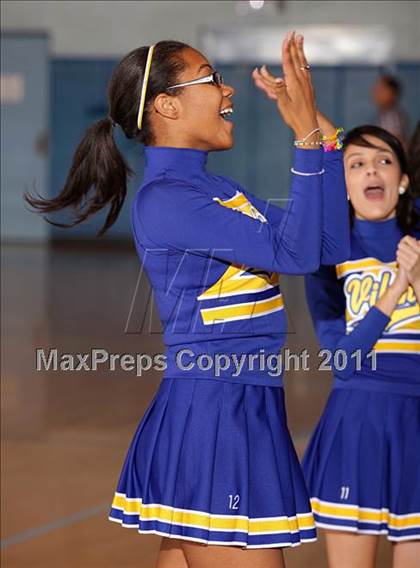 Thumbnail 3 in Montclair Prep vs. St. Bernard (CIF SS Playoffs) photogallery.