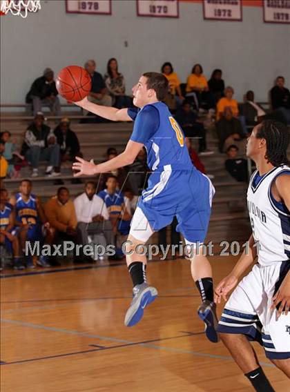 Thumbnail 3 in Montclair Prep vs. St. Bernard (CIF SS Playoffs) photogallery.