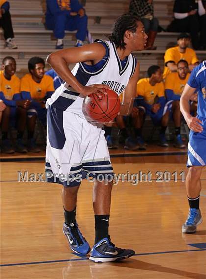 Thumbnail 2 in Montclair Prep vs. St. Bernard (CIF SS Playoffs) photogallery.