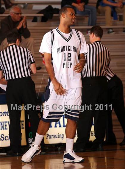 Thumbnail 1 in Montclair Prep vs. St. Bernard (CIF SS Playoffs) photogallery.