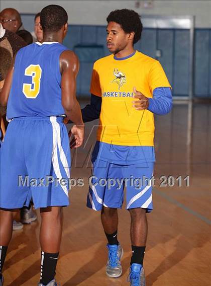 Thumbnail 1 in Montclair Prep vs. St. Bernard (CIF SS Playoffs) photogallery.