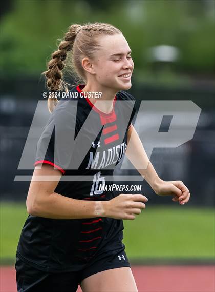 Thumbnail 3 in Oakton @ James Madison (VHSL Class 6 Region D Final) photogallery.