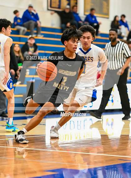 Thumbnail 3 in Archbishop Mitty @ Serra photogallery.