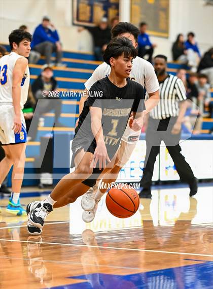 Thumbnail 2 in Archbishop Mitty @ Serra photogallery.