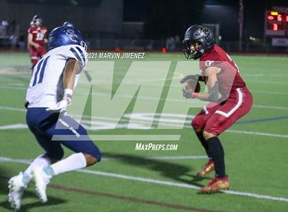 Thumbnail 2 in Oaks Christian vs Sierra Canyon photogallery.
