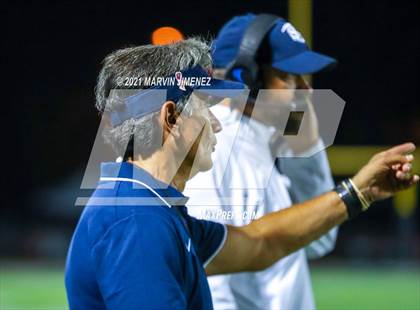 Thumbnail 3 in Oaks Christian vs Sierra Canyon photogallery.