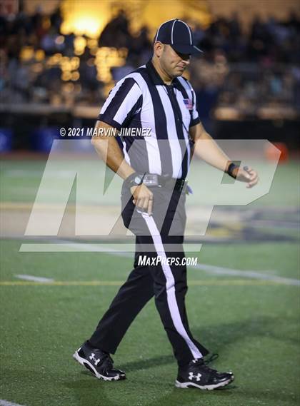 Thumbnail 3 in Oaks Christian vs Sierra Canyon photogallery.
