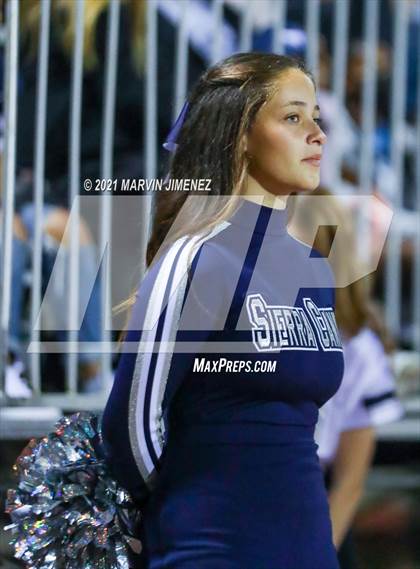 Thumbnail 3 in Oaks Christian vs Sierra Canyon photogallery.