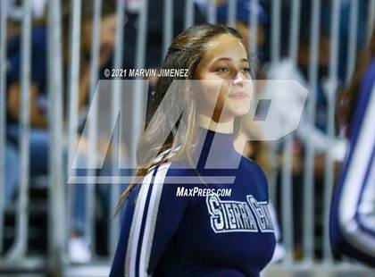 Thumbnail 1 in Oaks Christian vs Sierra Canyon photogallery.