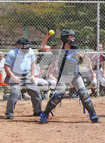 Thumbnail 3 in Putnam @ Killingly photogallery.