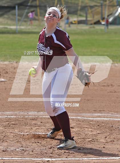 Thumbnail 3 in Putnam @ Killingly photogallery.