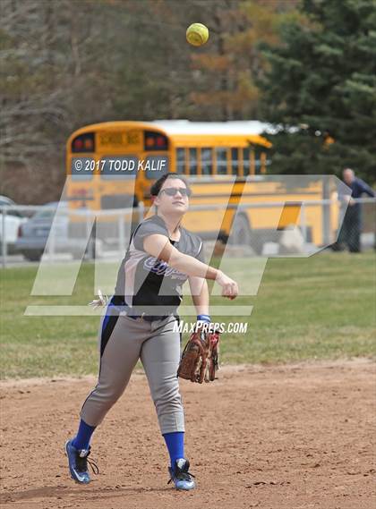 Thumbnail 3 in Putnam @ Killingly photogallery.